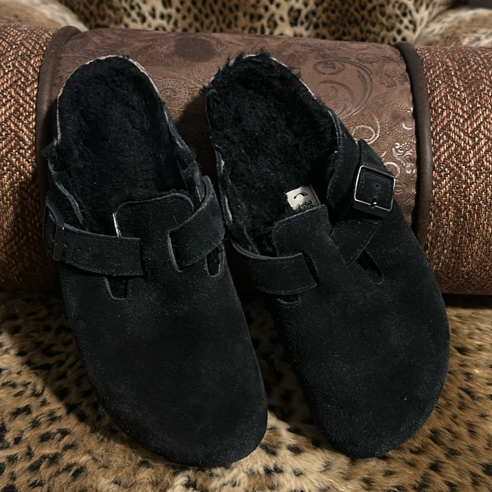 Birkenstock clogs - size 39 like new
